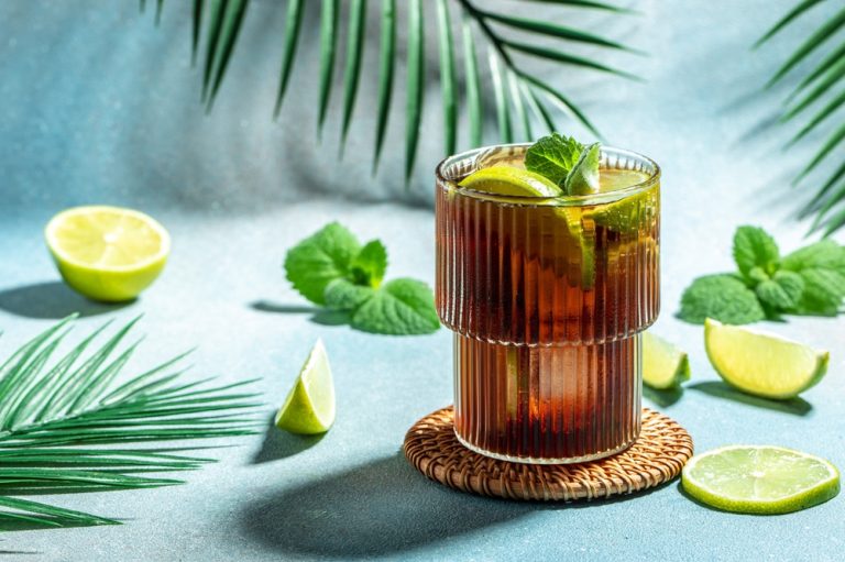 Learn how to drink tequila like a pro. Discover the perfect tequila recipes for an unforgettable and delicious experience.